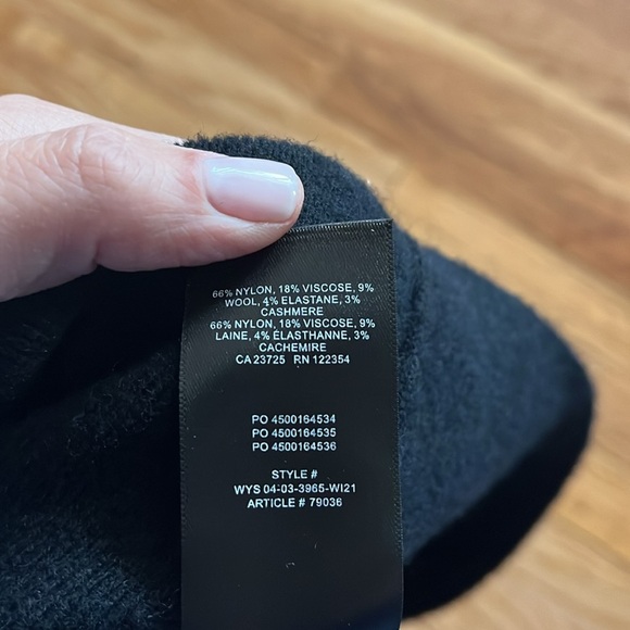 WILFRED ARITIZIA Sicily sweater size XL - Picture 5 of 6